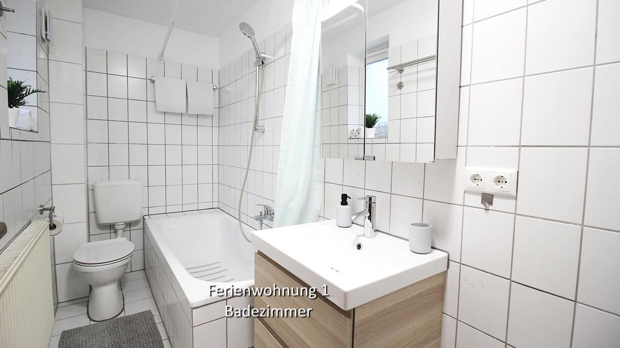 3 Zimmerwohnung In Wuerzburg Naehe Uniklinik, Free Parking エクステリア 写真